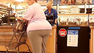 Wide ass