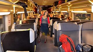 Slutwife Pelzmausi tekee junan matkan -Slideshow