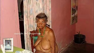 Monster Boobs, Grannies và Matures Old Tổ